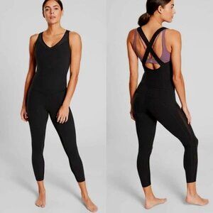 ATHLETA Formation Bodysuit Athletic Jumpsuit Powervita Black Mesh Accents S